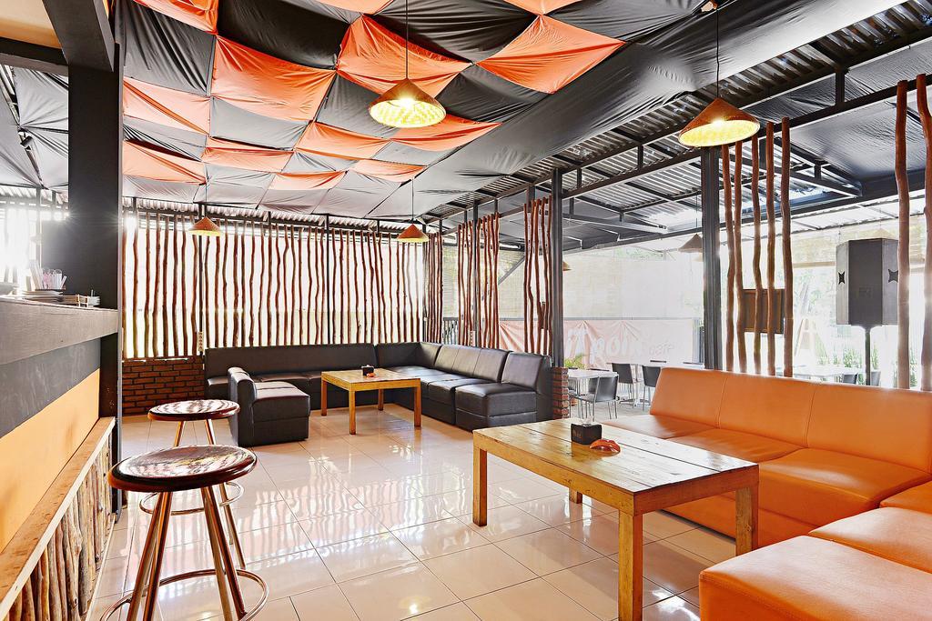Zen Rooms Riau Natuna Bandung Ngoại thất bức ảnh