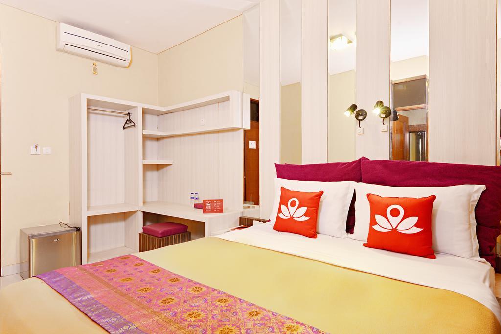 Zen Rooms Riau Natuna Bandung Ngoại thất bức ảnh