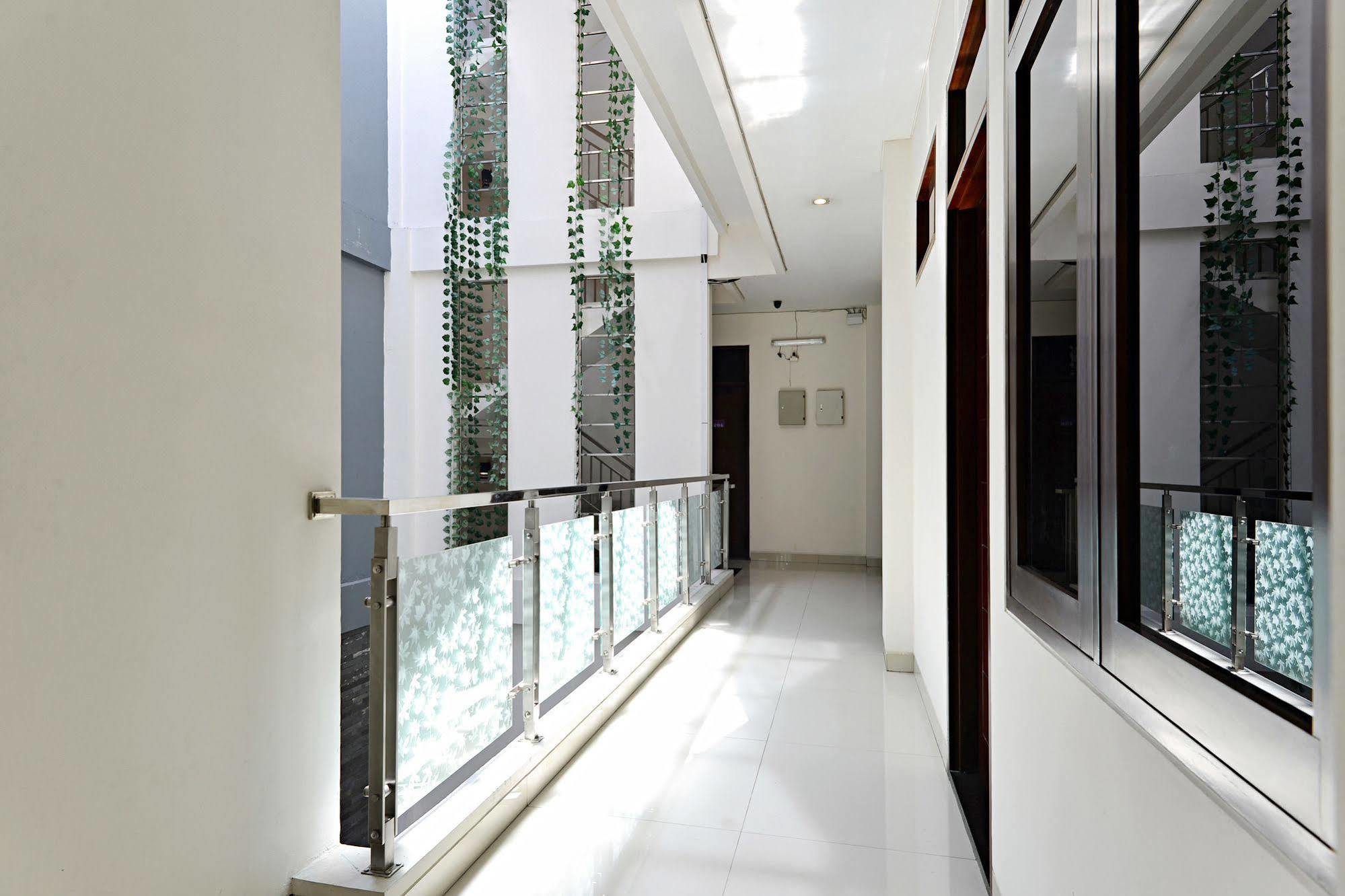 Zen Rooms Riau Natuna Bandung Ngoại thất bức ảnh