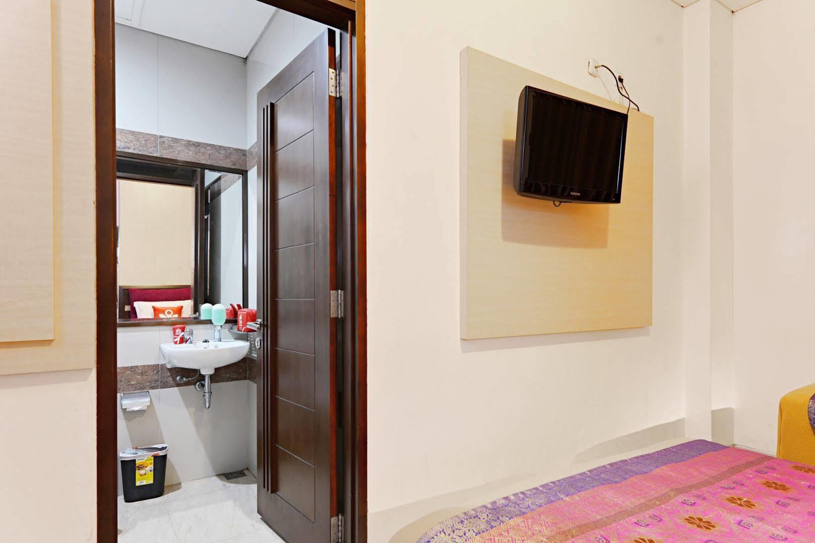 Zen Rooms Riau Natuna Bandung Ngoại thất bức ảnh